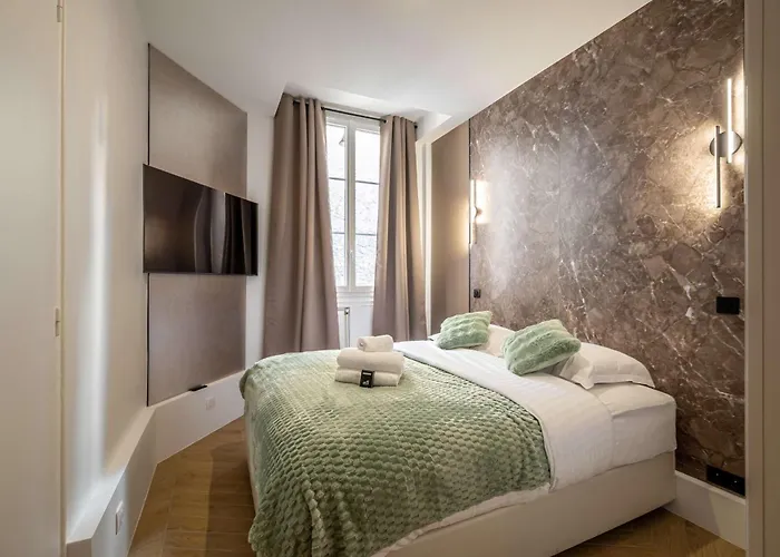 Appartement Dauphine Muette Trocadero - Paris 16 - 4P